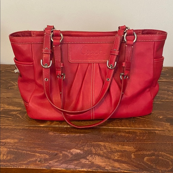 Coach Red Leather Bag - Picture 2 of 16